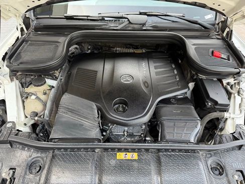 Used 2021 Mercedes-Benz GLE 450 GLE 450 image 15