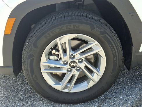 Used 2025 Hyundai Tucson SE AWD/4WD image 28