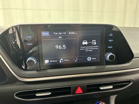 Used 2023 Hyundai Sonata SE image 14