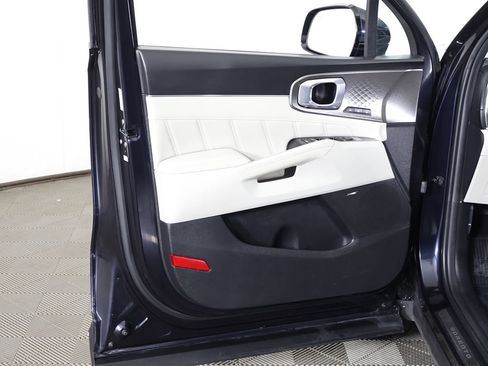 Certified 2023 Kia Sorento SX Prestige AWD/4WD image 26
