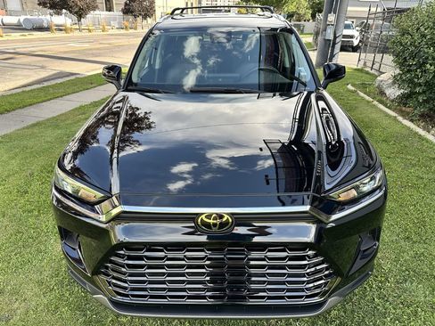 Used 2026 Toyota Grand Highlander AWD Hybrid image 12