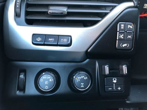 Used 2017 Chevrolet Tahoe Premier AWD/4WD image 24