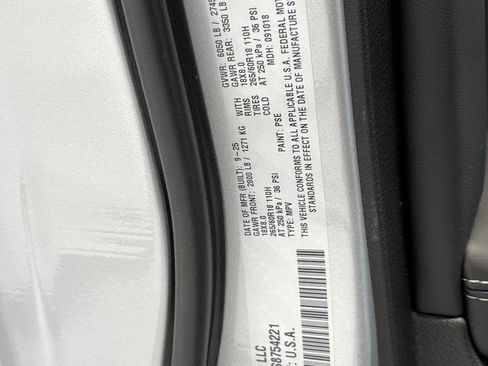 New 2025 Jeep Grand Cherokee Laredo X w/ Luxury Tech Group I image 39