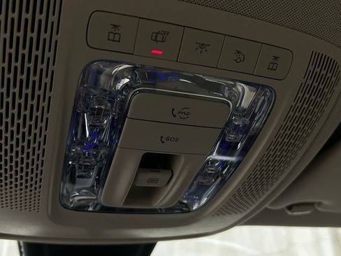 Used 2023 Mercedes-Benz GLB 250 GLB 250 image 26