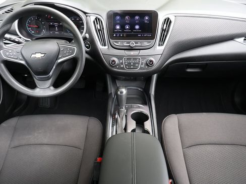 Certified 2019 Chevrolet Malibu LT w/ Driver Confidence Package II FWD image 16