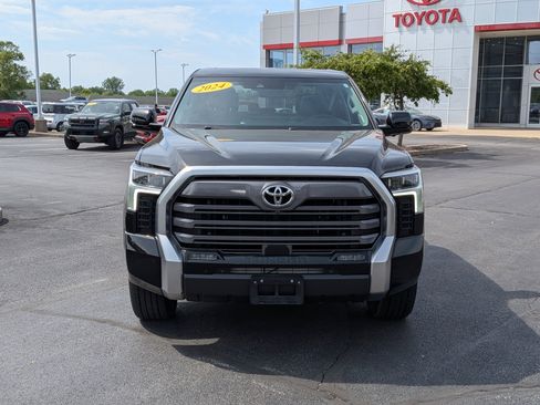 Used 2024 Toyota Tundra Limited AWD/4WD image 2