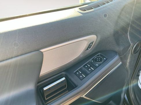 Certified 2025 Ford Expedition Active AWD/4WD image 10