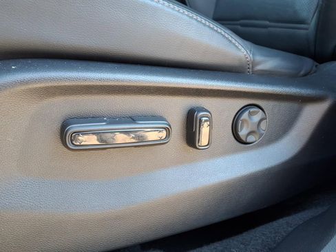 Used 2022 Honda CR-V Touring image 5