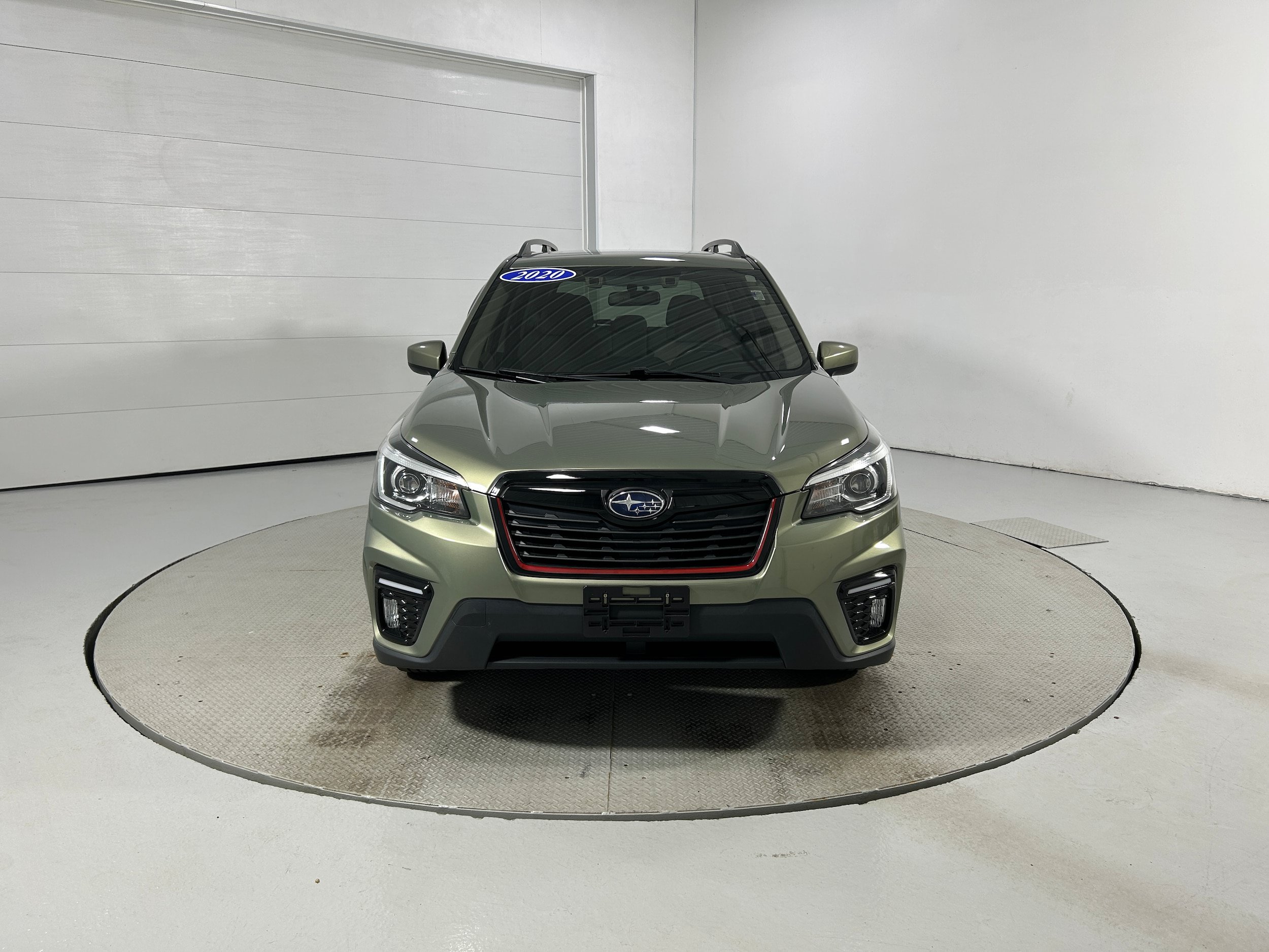 Used 2020 Subaru Forester Premium AWD/4WD image 17