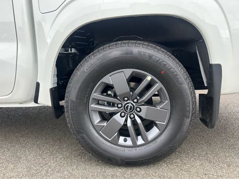 New 2026 Nissan Frontier SV w/ Tow Package RWD image 5