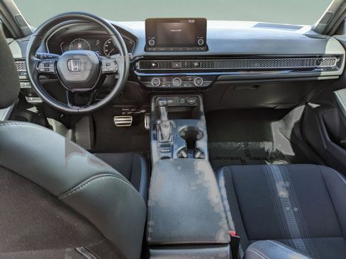 Used 2022 Honda Civic Sport image 17