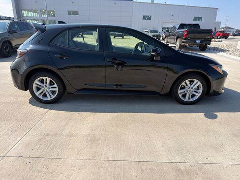 Used 2019 Toyota Corolla SE w/ SE Option Package FWD image 19