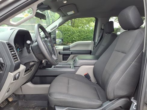 Used 2020 Ford F150 XL w/ Equipment Group 101A Mid AWD/4WD image 24