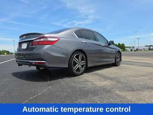 Used 2017 Honda Accord Sport image 3