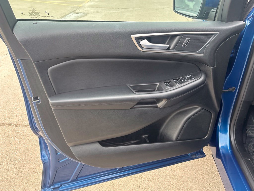 Certified 2023 Ford Edge SEL w/ Convenience Package AWD/4WD image 12