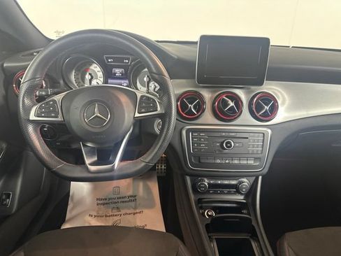 Used 2015 Mercedes-Benz CLA 250 image 19