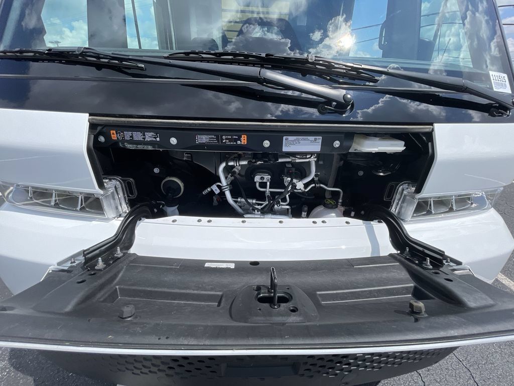 Used 2024 Chevrolet Brightdrop 600 w/ Commercial Equipment Package AWD/4WD image 26