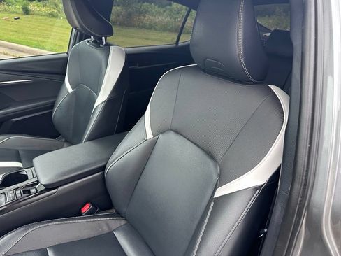 Used 2025 Toyota Camry SE FWD image 28