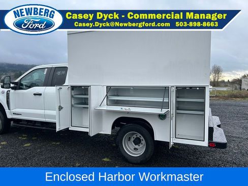 New 2025 Ford F350 XL w/ XL Chrome Package image 9