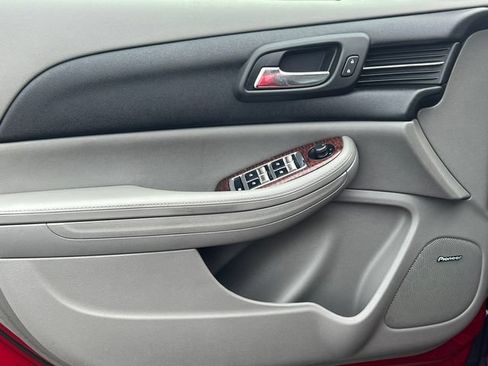 Used 2013 Chevrolet Malibu LT FWD image 15