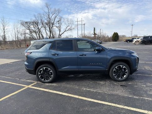 New 2026 Chevrolet Equinox LT image 4