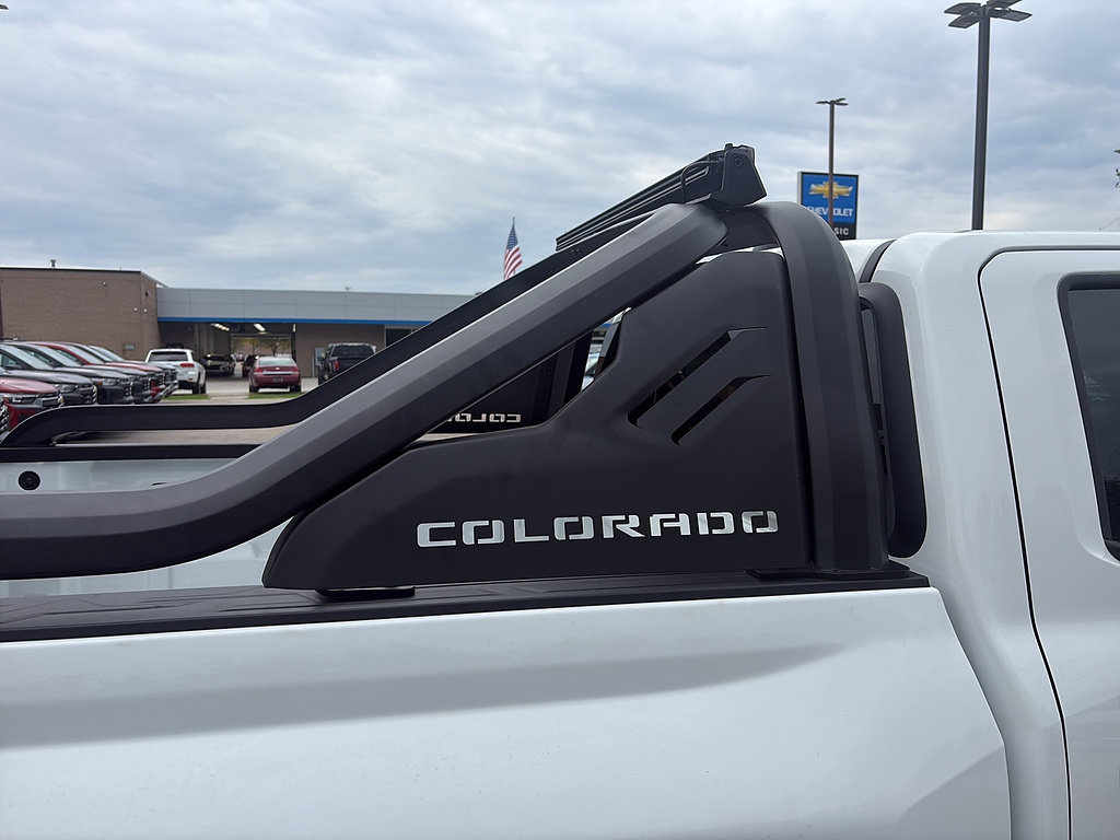 New 2026 Chevrolet Colorado Trail Boss w/ Midnight Edition AWD/4WD image 17