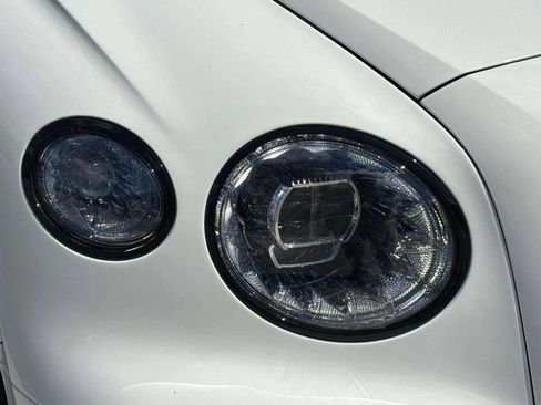 Certified 2024 Bentley Flying Spur S V8 image 9