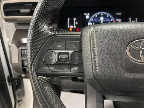 Used 2024 Toyota Tacoma SR5 image 18