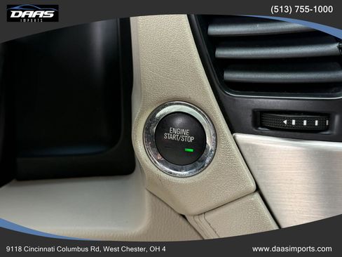 Used 2018 GMC Yukon Denali w/ Denali Ultimate Package image 47