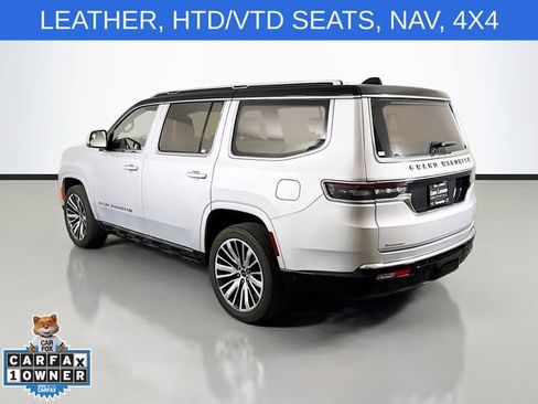 Used 2022 Jeep Grand Wagoneer Series III AWD/4WD image 5