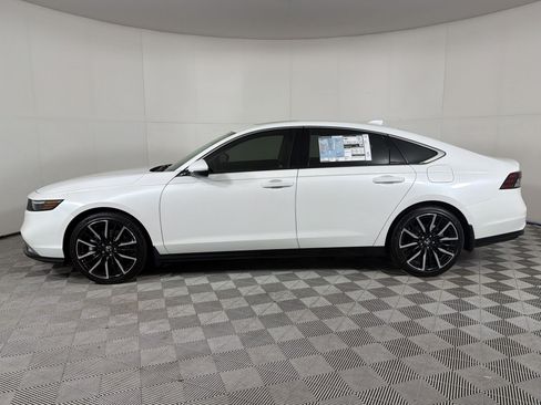 New 2026 Honda Accord Touring image 2
