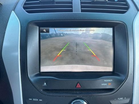 Used 2014 Ford Explorer XLT w/ Equipment Group 202A image 20