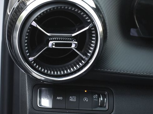 New 2026 Chevrolet Equinox LT w/ Convenience Package II image 23