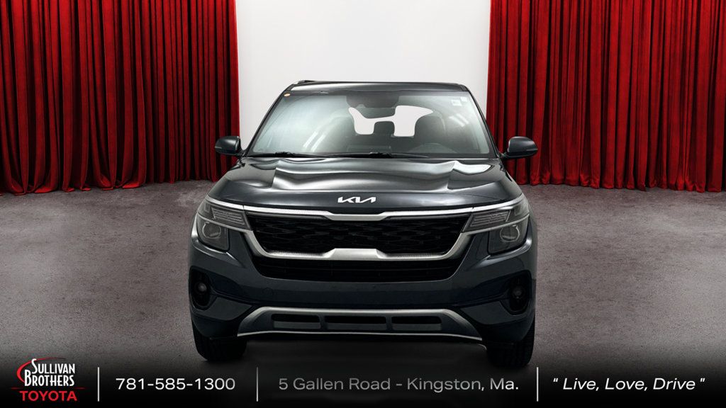 Used 2022 Kia Seltos S AWD/4WD image 2