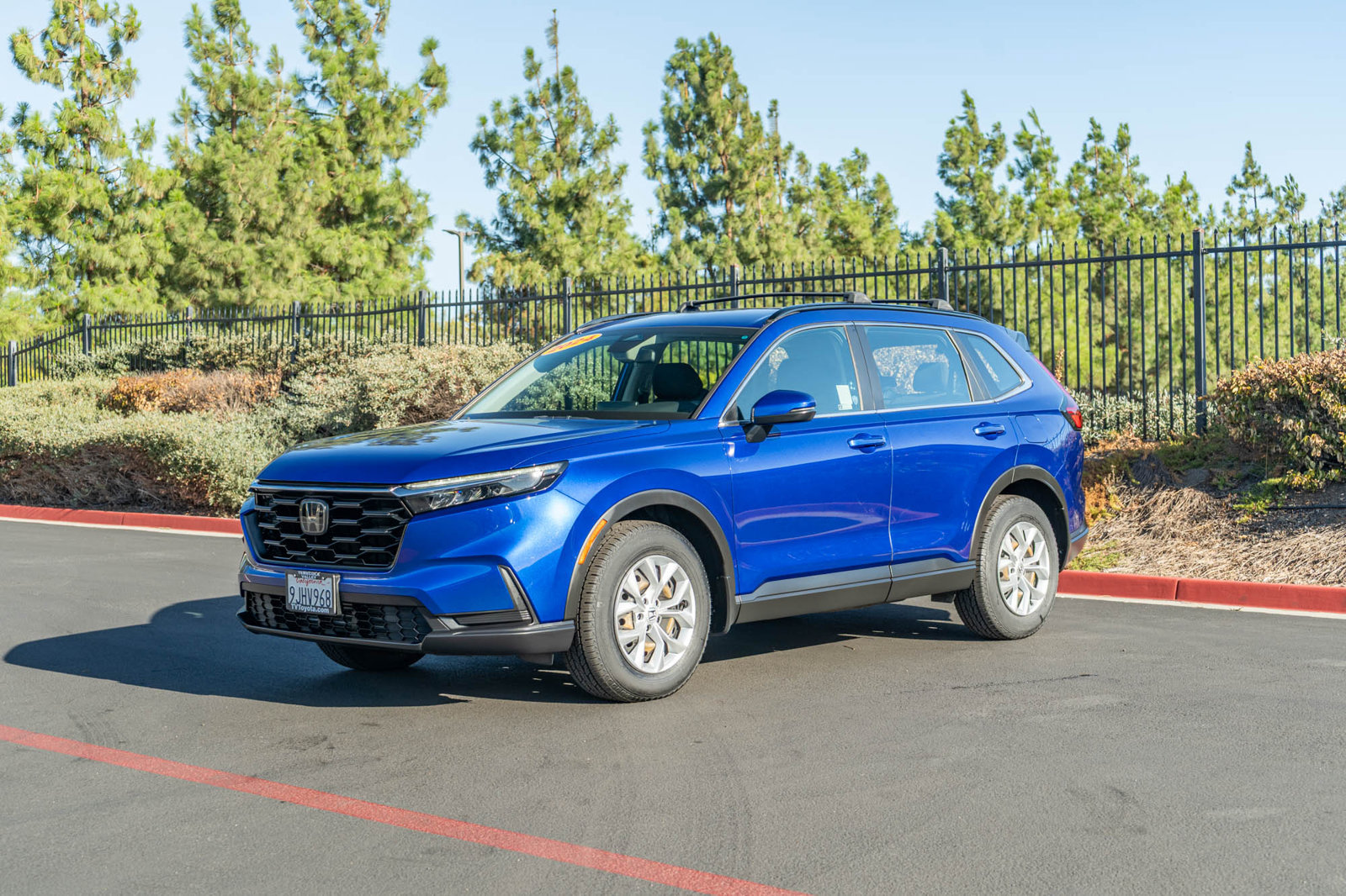 Used 2024 Honda CR-V LX image 3