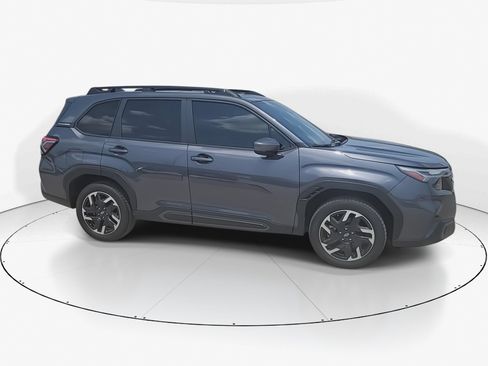Used 2026 Subaru Forester Limited AWD/4WD image 10