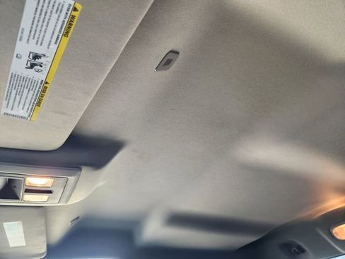 Used 2024 RAM 1500 Classic SLT image 24