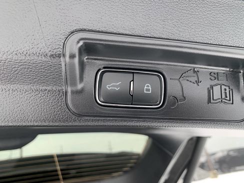 Used 2025 Ford Explorer ST image 29