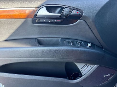 Used 2015 Audi Q7 3.0T Premium Plus w/ Premium Plus Package image 18