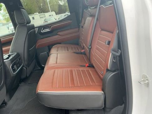 Used 2024 GMC Sierra 1500 Denali Ultimate AWD/4WD image 16