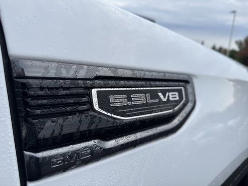 Used 2020 GMC Sierra 1500 AT4 w/ AT4 Premium Package image 10