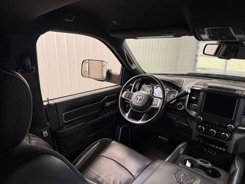 Used 2020 RAM 3500 Laramie image 28