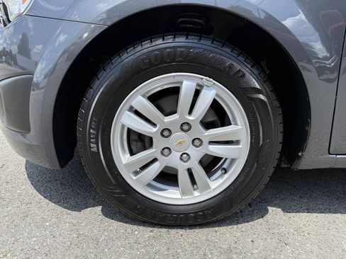 Used 2012 Chevrolet Sonic LS FWD image 22