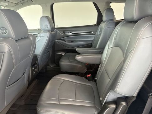 Certified 2019 Buick Enclave Essence image 19