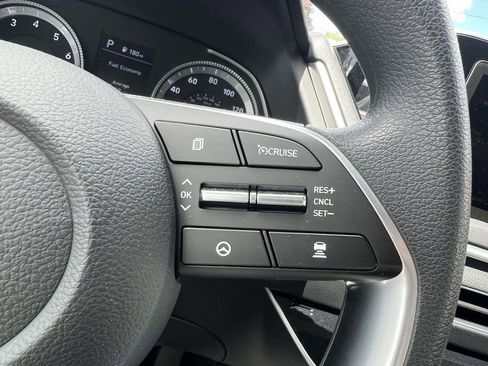 Certified 2023 Hyundai Sonata SEL w/ Preferred Accessory Package FWD image 22
