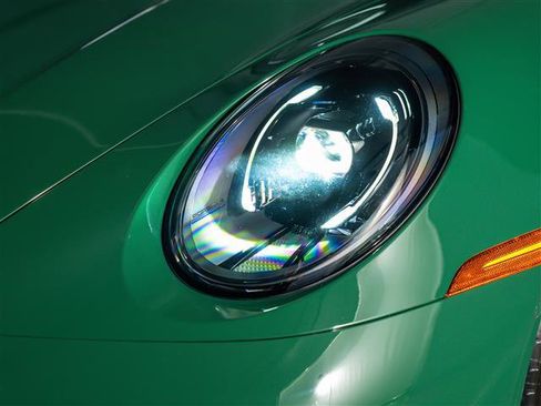 Certified 2025 Porsche 911 Carrera image 13