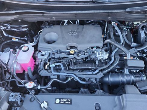 Used 2025 Toyota Sienna XSE image 33