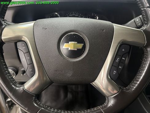 Used 2019 Chevrolet Express 2500 LS w/ Driver Convenience Package RWD image 17