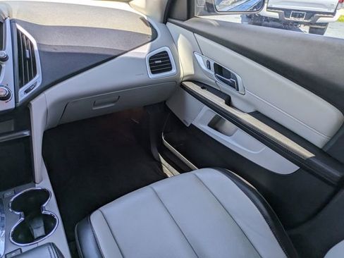 Used 2016 GMC Terrain SLT w/ Driver Alert Package I FWD image 17