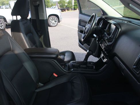 Used 2018 Chevrolet Colorado ZR2 AWD/4WD image 34